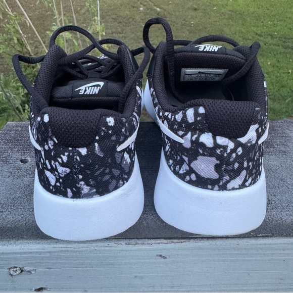 Nike Tanjun Print unisex kids shoes - Picture 6 of 9
